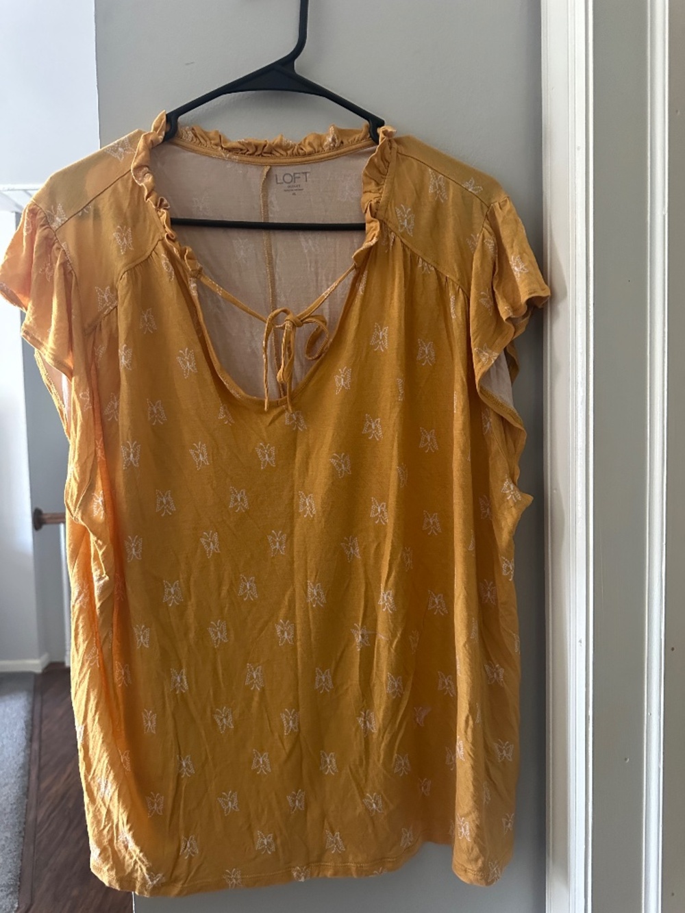 Summer short sleeve woman's top